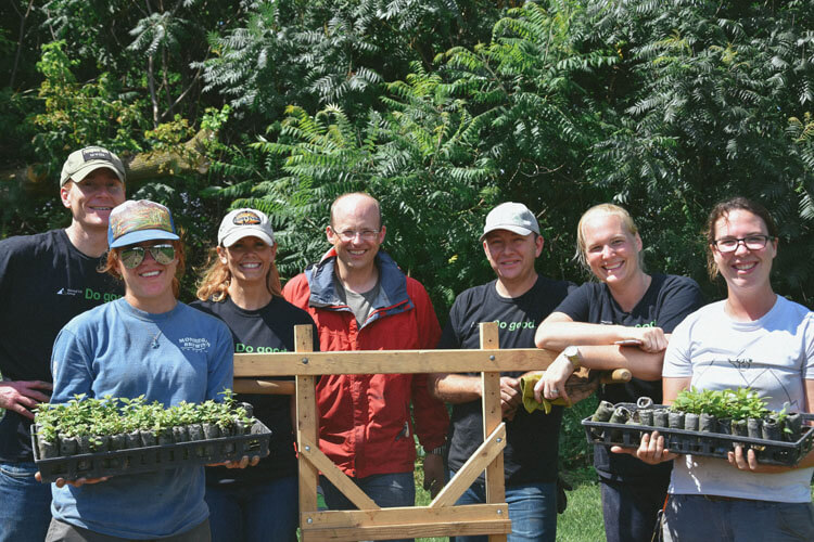 National Life Team Volunteers at the Intervale Center